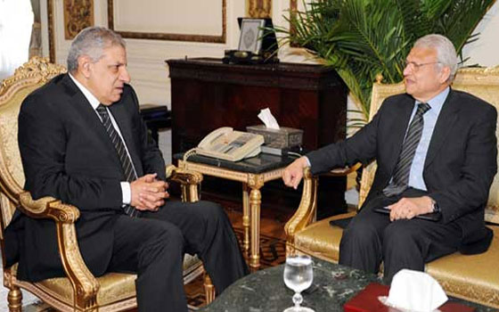   مصر اليوم - محلب يُواصل مشاوراته لتشكيل الحكومة الجديدة وحلف اليمين السبت