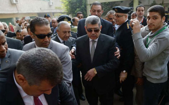   مصر اليوم - 4 أحزاب مصريَّة تُطالب بتغيير وزير الدَّاخليَّة في التَّشكيل الحكومي الجديد