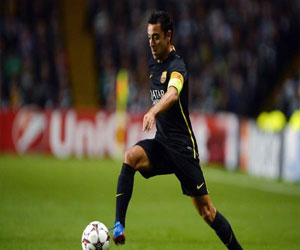   مصر اليوم - راؤول يحاول إقناع تشافي باللعب في قطر