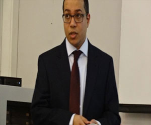   مصر اليوم - باحث مصري يكشف أسرار تكوين الأرض منذ 2 بليون عام