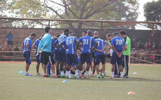   مصر اليوم - الرّجاء البيضاوي يعوِّل على عودة مهاجمه بورزوق للإطاحة ببطل غينيا