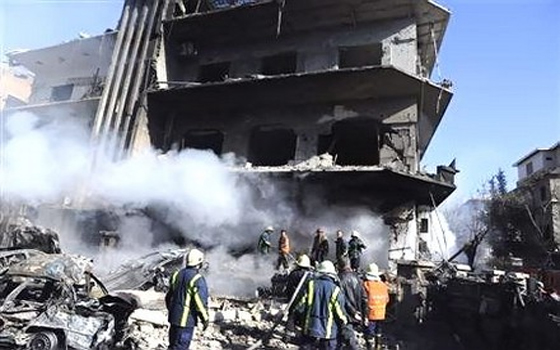   مصر اليوم - القوّات الحكوميّة تقصف أحياء حمص القديمة وانفجارات عنيفة في درعا