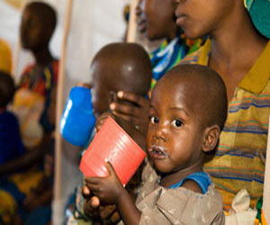   مصر اليوم - خبراء يربطون بين سوء التغذية ومرض الإيدز في أفريقيا