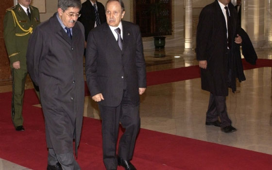   مصر اليوم - سلال يؤكد أن بوتفليقة يتمتع بكامل لياقته البدنية والمعنوية