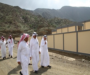   مصر اليوم - المهندس آل عضيد يتفقد مشروعات المياه والصرف الصحي في الباحة