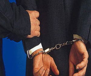 مصر اليوم - توقيف عصابة في سوهاج تخصّصت في سرقة مهمّات السّكّة الحديد