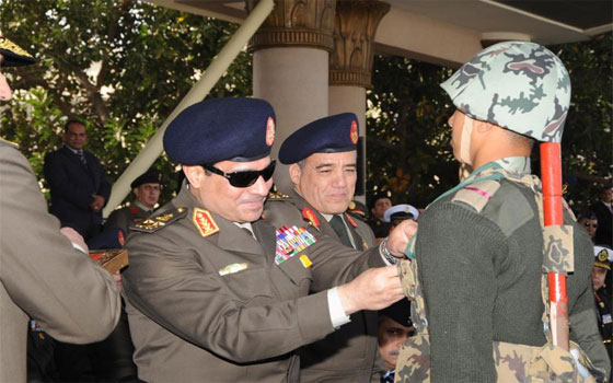   مصر اليوم - السّيسي يشهد احتفال الكليّة الحربيّة بانتهاء التّدريب الأساسيّ لطلابها الثّلاثاء