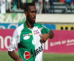   مصر اليوم - تأجيل تجديد عقد فوزي البنزرتي بعد خلاف مع ياجور