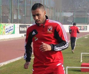   مصر اليوم - عاشور يُعبر عن حزنه لاستبعاده من صفوف منتخب مصر