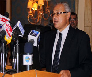   مصر اليوم - زعزوع يعقد مؤتمرًا صحافيًا خلال فعاليات بورصة برلين مساء الثلاثاء