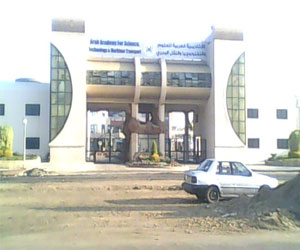   مصر اليوم - طلاب الأكاديميّة البحريّة يتظاهرون ضدّ الإدارة لخفض المصاريف