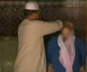   مصر اليوم - اعتقال مشعوذ يستغل النساء المُترددات عليه جنسيًا