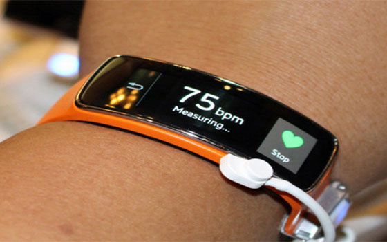   مصر اليوم - أهم مواصفات سوار غير فيت الرّياضي من سامسونغ