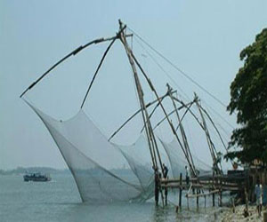   مصر اليوم - صياد ألماني يعثر في شباكه على أقدم بريد فى زجاجة