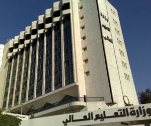   مصر اليوم - التّعليم العالي تأمر بمعاملة الطّلاب السّوريّين كالمصريّين