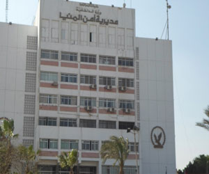 مصر اليوم - القبض على 3 متهمين لتورطهم فى اقتحام مجمع مواقف الأجرة في ملوي