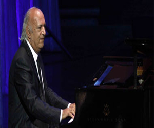   مصر اليوم - الموسيقار عمر خيرت يختتم مهرجان القاهرة السادس للجاز 16 مارس