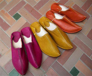 مصر اليوم - الشربيل المغربي يرمز إلى المرأة الوقور ويتميز بألوانه وأشكاله