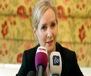   مصر اليوم - مسئولة بريطانية تجرى حوارًا على فيس بوك حول دعم المرأة العربية