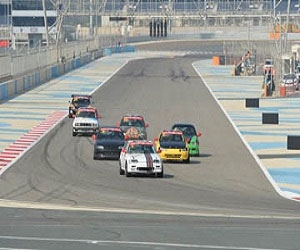   مصر اليوم - تتجدد الإثارة والتحدي على حلبة البحرين الدولية بانطلاق مهرجان السرعة