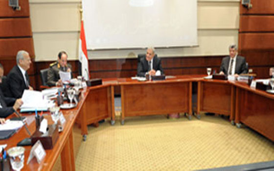   مصر اليوم - محلب يؤكّد أنّ على قطر تحديد موقفها إما مع الدّول العربية أو مع غيرها