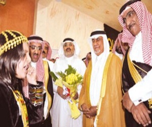   مصر اليوم - محافظ خميس مشيط يدشن مكتب التربية والتعليم للبنات