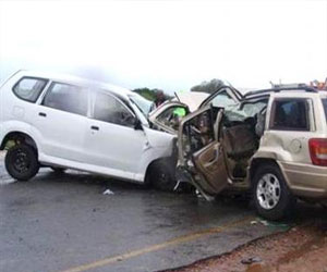   مصر اليوم - 13 قتيلاً وجريحًا في حادث تصادم على الطريق الصحراويّ