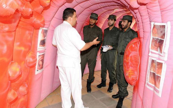   مصر اليوم - القيادة العامّة لشرطة أبوظبي تُنظّم حملة طبيّة لتوعية الجمهور بسرطان القولون