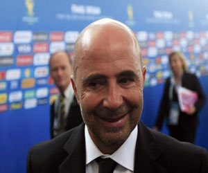   مصر اليوم - مدرب تشيلي يتوعد اسبانيا في كأس العالم