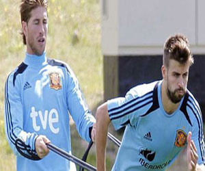   مصر اليوم - بيكية يتشاجر مع جماهير برشلونة عقب الخسارة من بلد الوليد