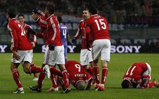   مصر اليوم - الأهلي يستضيف يانج في لقاء الفرصة الوحيدة في إياب دور الـ32 في مكس الإسكندرية