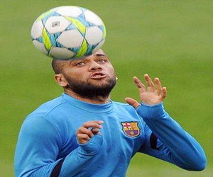   مصر اليوم - داني ألفيس: الأخطاء سيكون ثمنها أغلى في الوقت الحالي