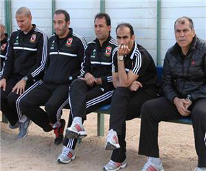   مصر اليوم - الأهلي يضطر لتقديم موعد الاجتماع الفني بسبب حكام مواجهة أفريكانز