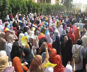   مصر اليوم - تظاهرات لطُلَّاب الإخوان في أول أيام الدِّراسة في جامعة المنصورة