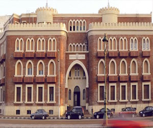   مصر اليوم - جامعة الاسكندرية تفصل 3 طلاب لمدة عامين