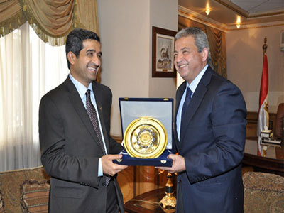   مصر اليوم - وزير الشباب يلتقي وفد مجلس دبي الرياضيّ لتعزيز التعاون المشترك