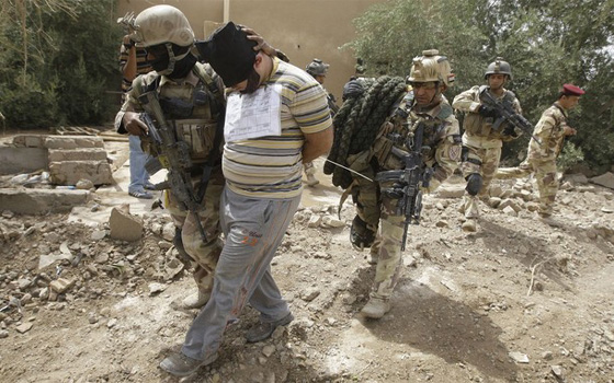   مصر اليوم - التدخل السريع تصفي 6مسلحين وتصيب 14 وتحرق 6سيارات في الأنبار