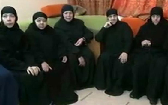   مصر اليوم - سليمان شكر أمير قطر هاتفيًا على دور بلاده في الإفراج عن راهبات معلولا