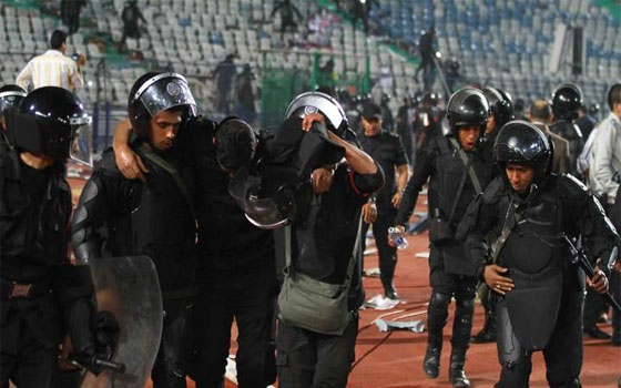   مصر اليوم - روابط الألتراس المصريَّة تطالب بإسناد تأمين المباريات لرجال تأمين بدلا من الداخليَّة