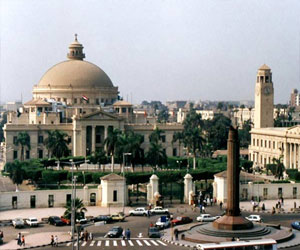   مصر اليوم - اتحاد طلاب هندسة القاهرة يتضامن مع إضراب كلية الصيدلة