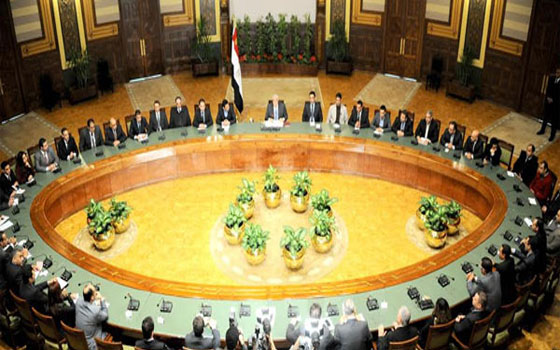   مصر اليوم - منصور يعقد اجتماعًا الأربعاء مع ممثلي الأحزاب السياسية لمناقشة قانون الانتخابات الرئاسية