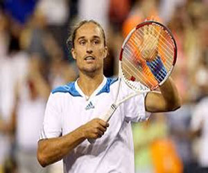   مصر اليوم - دولغوبولوف يفاجىء نادال ويخرجه من دورة انديان ويلز للتنس