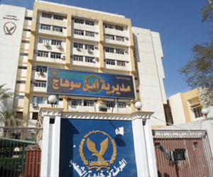   مصر اليوم - طالبٌ يُهدد أستاذ جامعي بالخطفِ في سوهاج