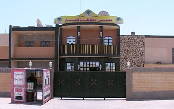   مصر اليوم - لقاءات في عَمّان لإيجاد مخرج في الأنبار ومقتل وجرح 866 مدنيًا منذ بداية الأزمة فيها