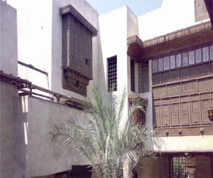   مصر اليوم - بيت السِّحيمي يُقدِّم عروضًا للأراجوز في شارع المعز الجمعة المقبلة