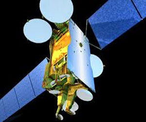   مصر اليوم - عـرب سات  تعرف بمميزات قمرها الجديد  بدر 7 في معرض دبي