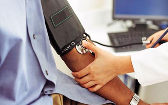   مصر اليوم - بورقية تؤكد أن أمراض السكري والضغط ترفع نسبة الإصابة بالقصور الكلوي