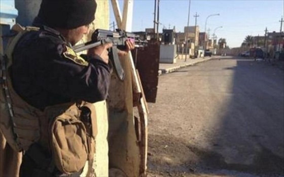   مصر اليوم - هجومٌ صاروخي يستهدف المنطقة الخضراء وإحباط ثلاثة تفجيرات في بغداد