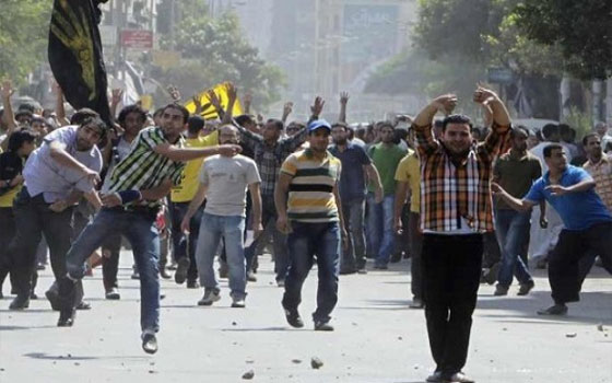   مصر اليوم - مقتل شخص من أنصار الإخوان في اشتباكات مع الأهالي والأمن في الألف مسكن