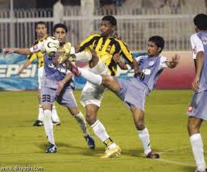   مصر اليوم - الطائي والحزم يشعلان المنافسة على البطاقة الثانية للصعود لدوري المحترفين